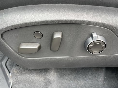 New 2026 Buick Enclave Avenir w/ Super Cruise Package image 12