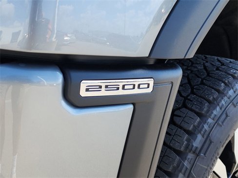 New 2026 GMC Sierra 2500 Denali Ultimate image 13