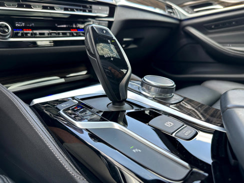 Used 2019 BMW 530i xDrive w/ Luxury Seating Package image 40