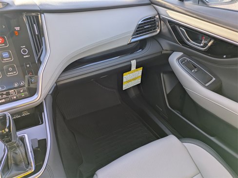 New 2025 Subaru Outback Limited image 17