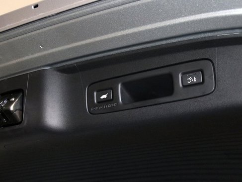 Certified 2025 Acura ADX FWD image 29