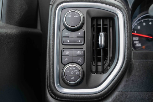 Used 2022 Chevrolet Silverado 1500 LTZ w/ LTZ Convenience Package II image 18