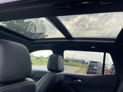 New 2026 Chevrolet Equinox LT w/ Convenience Package II image 17