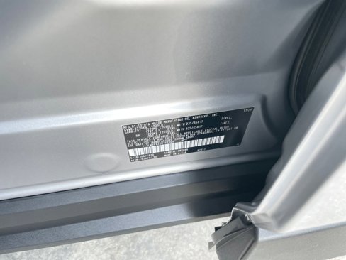 Used 2025 Toyota RAV4 LE image 29