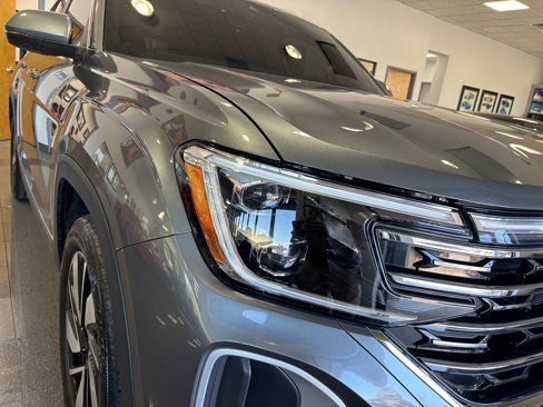 Used 2024 Volkswagen Atlas SEL image 50
