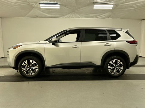 Used 2023 Nissan Rogue SV image 8