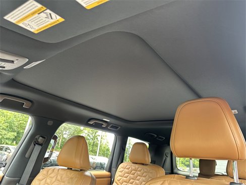 New 2025 Nissan Armada Platinum Reserve w/ Convenience Package image 5