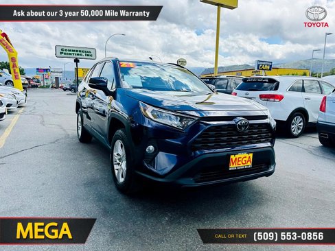 Used 2021 Toyota RAV4 XLE image 11