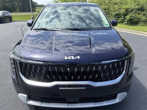 New 2026 Kia Carnival image 2