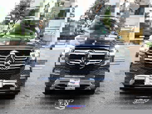Used 2021 Mercedes-Benz GLE 350 4MATIC w/ Premium Package image 2