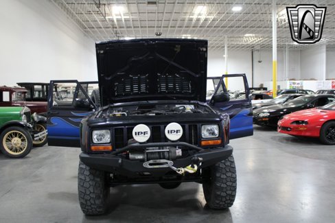 Used 1999 Jeep Cherokee Classic image 10