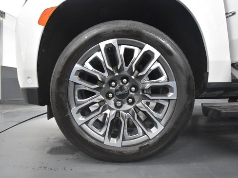 Used 2023 GMC Yukon Denali Ultimate image 17