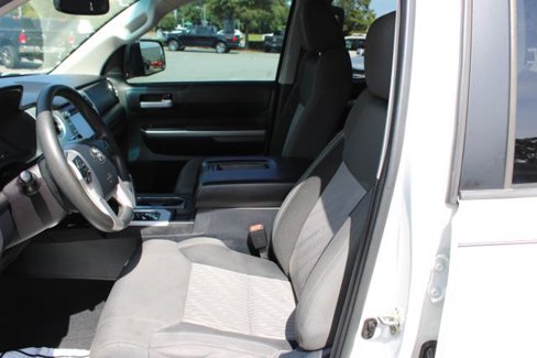 Used 2017 Toyota Tundra SR image 19