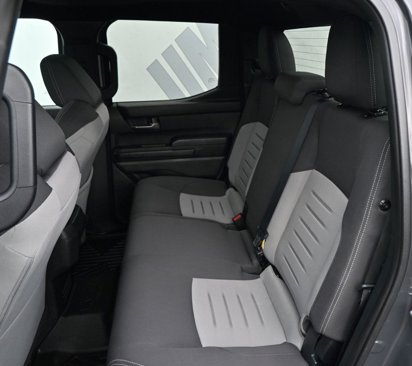 Used 2024 Toyota Tacoma TRD Off-Road image 17