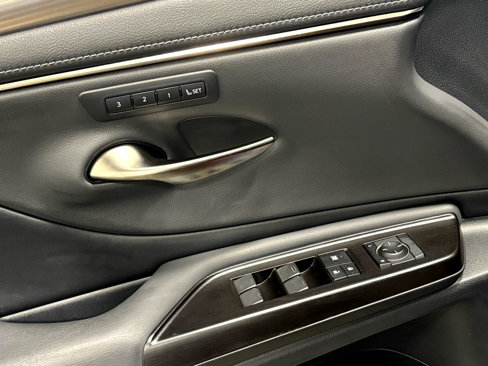 Used 2019 Lexus ES 350 F Sport image 26
