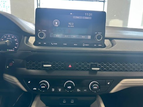 Used 2023 Honda Accord EX image 43