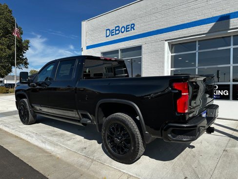 New 2025 Chevrolet Silverado 3500 High Country image 3
