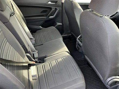 Used 2022 Volkswagen Tiguan S image 20