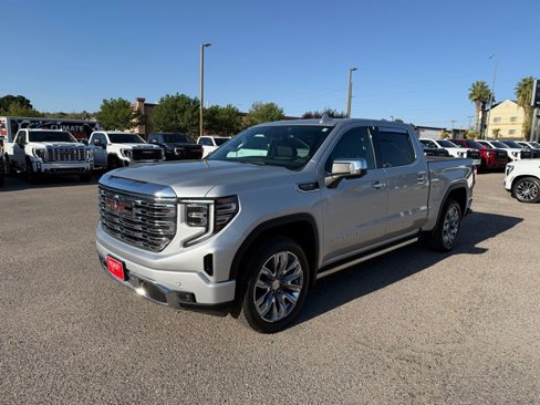 Used 2022 GMC Sierra 1500 Denali w/ Denali Reserve Package image 1