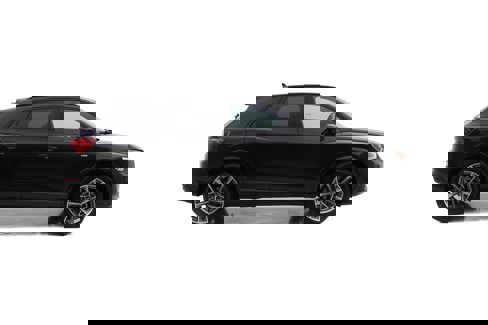 Certified 2025 Audi Q3 2.0T Premium w/ Convenience Package image 4