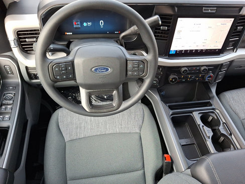 New 2026 Ford F250 XLT image 7
