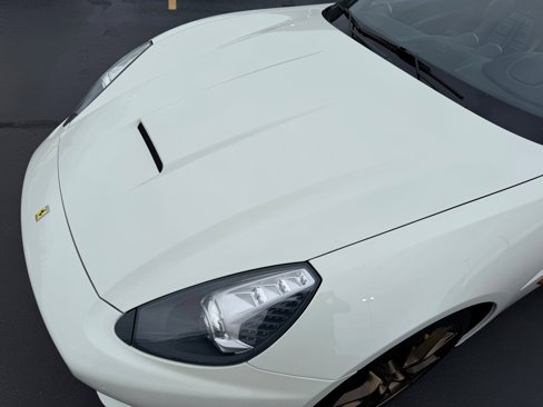 Used 2014 Ferrari California image 35
