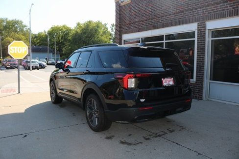 New 2025 Ford Explorer ST-Line image 7