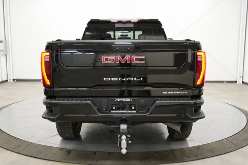 Used 2024 GMC Sierra 2500 Denali w/ Denali Reserve Package image 6