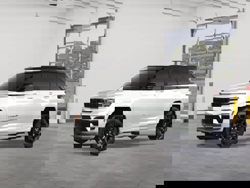 New 2025 Jeep Grand Cherokee Summit image 2