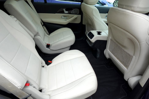 Used 2022 Mercedes-Benz GLS 450 4MATIC image 18