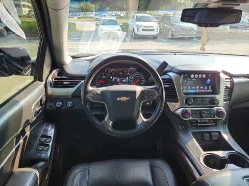 Used 2018 Chevrolet Suburban LT image 25