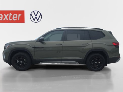 New 2025 Volkswagen Atlas Peak Edition SE image 6