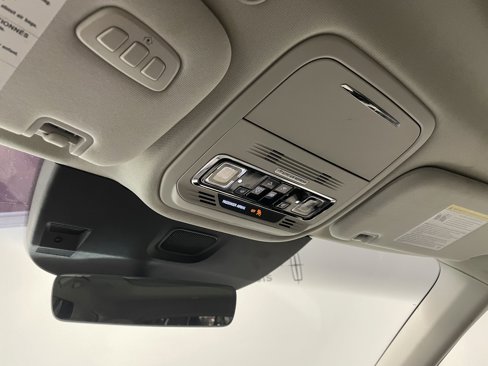 Used 2025 Lincoln Aviator Reserve w/ Equipment Group 201A image 8