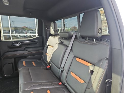 Used 2022 GMC Sierra 1500 AT4 w/ AT4 Premium Package image 27