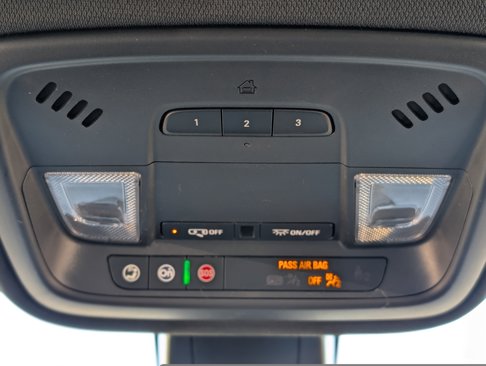 Used 2022 Chevrolet Traverse LT w/ LT Premium Package image 29