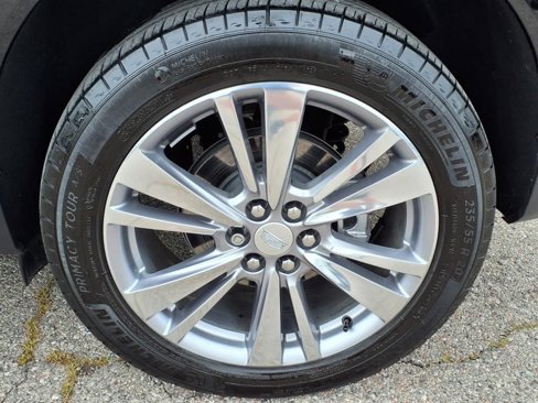 Used 2024 Cadillac XT5 Premium Luxury w/ LPO, Floor Liner Package image 9