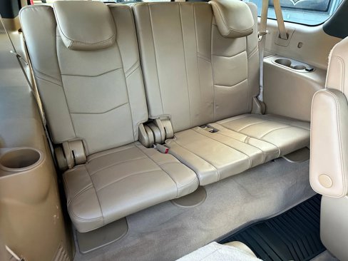 Used 2017 Cadillac Escalade ESV Platinum image 20