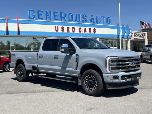 Used 2024 Ford F250 Platinum image 1