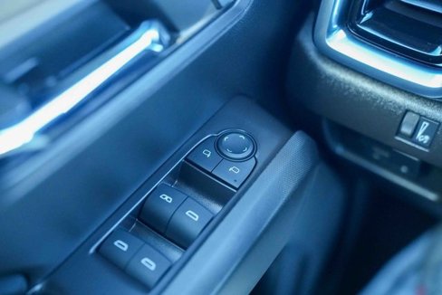 Used 2024 GMC Canyon Elevation image 27
