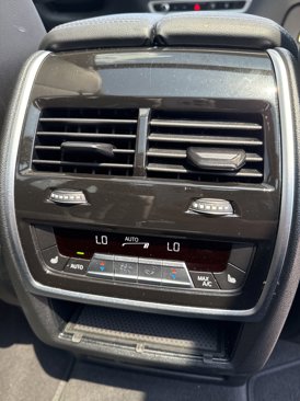 Used 2024 BMW X7 xDrive40i image 34
