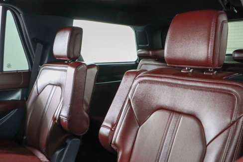 Used 2024 Ford Expedition Limited image 26