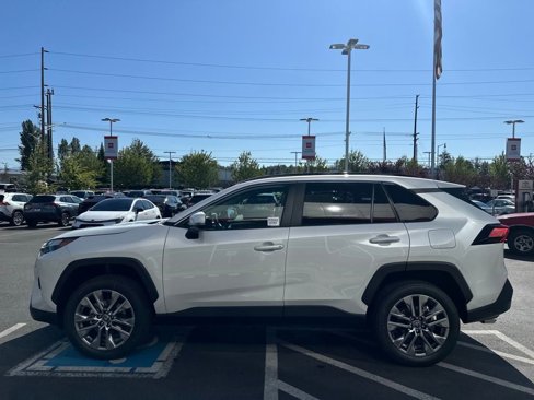 Certified 2025 Toyota RAV4 XLE Premium image 6