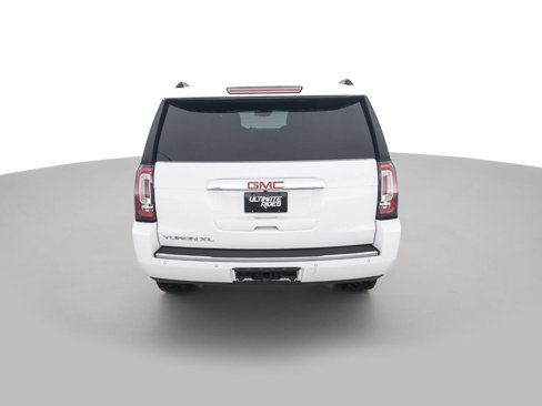 Used 2020 GMC Yukon XL Denali w/ Denali Premium Package image 6