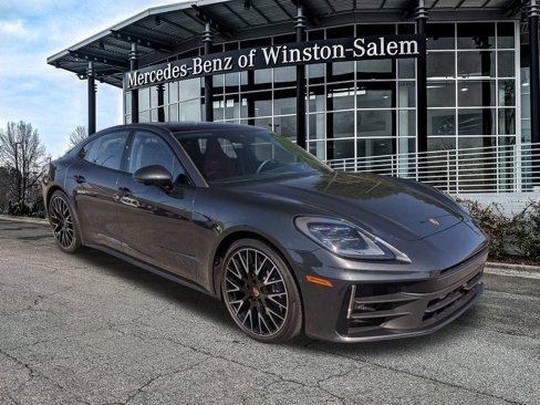 Used 2025 Porsche Panamera 4 image 1