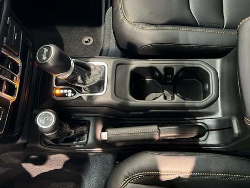 New 2025 Jeep Wrangler Sahara w/ Safety Group image 19