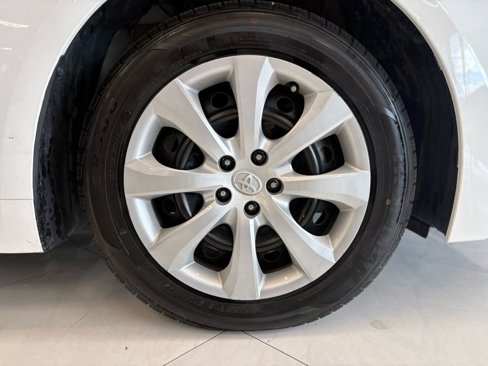 Used 2023 Toyota Corolla LE image 39