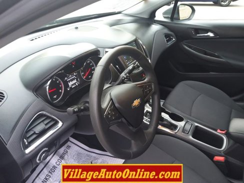 Used 2019 Chevrolet Cruze LT w/ LT Fleet Convenience Package image 18