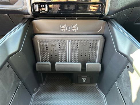 New 2025 RAM 2500 Laramie image 18