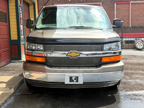 Used 2004 Chevrolet Express 1500 w/ LS Preferred Equipment Group image 8