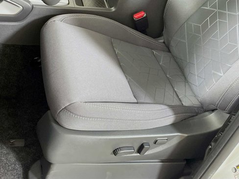 Used 2025 Nissan Frontier SV w/ SV Convenience Package image 16
